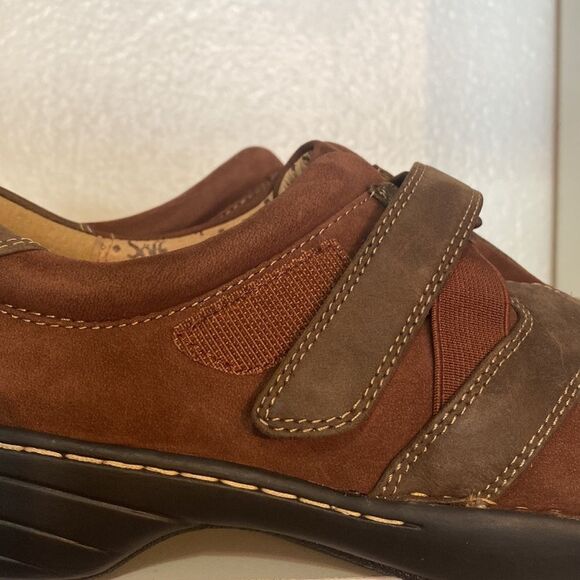 Sofft Brown Suede Leather Comfort Shoes Adjustable Strap Casual Walking Cottage - Picture 13 of 16